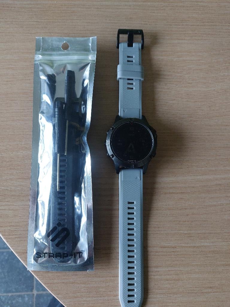 GARMIN FENIX 5, Handtassen en Accessoires, Sporthorloges, Ophalen of Verzenden, Waterdicht, Hoogte, Zo goed als nieuw