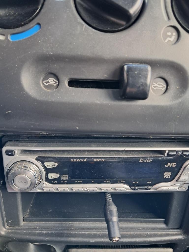 Autoradio JVC CD MP3 – fonctionne parfaitement, Enlèvement