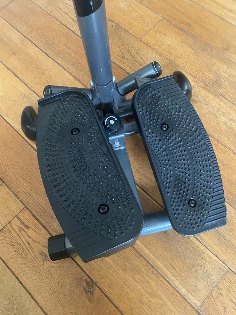 Stepper fitness, Sports & Fitness, Appareils de fitness, Comme neuf, Appareil step, Jambes, Métal, Enlèvement