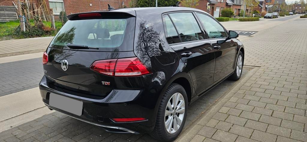 Volkswagen Golf TDI, Camera.  BTW wagen., Auto's, Zwart, 85 kW, BTW verrekenbaar, Euro 6