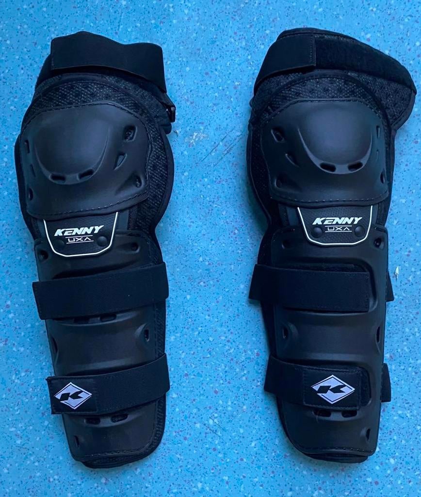 Knie en scheenbeschermers crossmotor, Motoren, Ophalen, Nieuw met kaartje