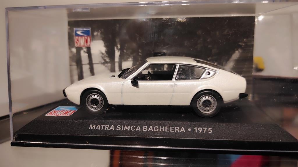 Matra Simca Bagheera blanche 1975 1:43 dans vitrine, Enlèvement ou Envoi