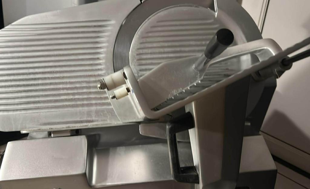 Boston FIA Trancheuse 350, Articles professionnels, Enlèvement, Utilisé, Boulangerie et Boucherie