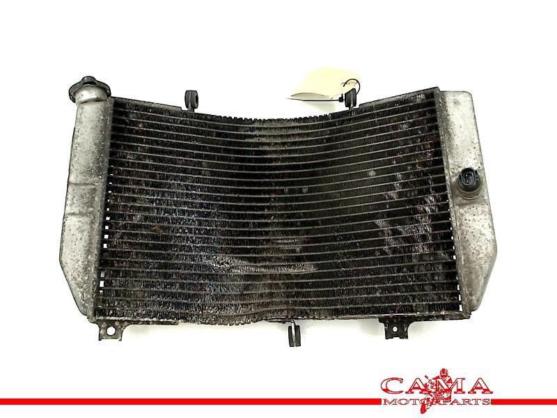 RADIATEUR EAU GSX R 750 2000-2003 (GSXR750 K1 / K2 / K3), Motos, Dhr. S. di Majo, Utilisé, Info@cama-motorparts.nl, P.J. Troelstraweg 8 8
3144 CX  MAASSLUIS, NL