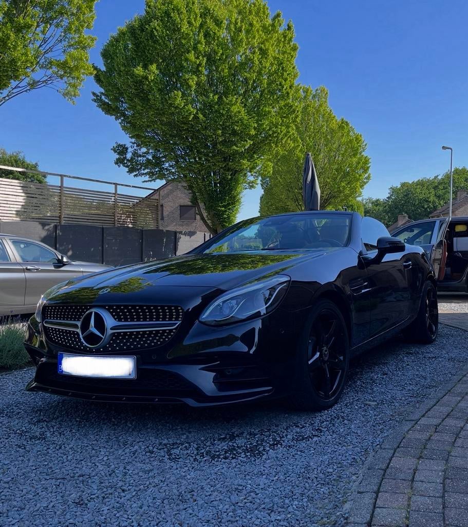Mercedes SLC 180 AMG-line, Auto's, Mercedes-Benz, Particulier, SLC, Benzine, Cabriolet, Automaat, Zwart, Zwart, Leder en Alcantara