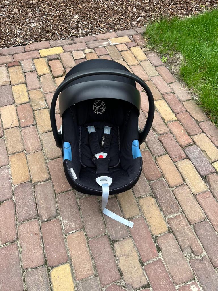 Cybex autostoel met base, Ophalen, Zo goed als nieuw, Isofix