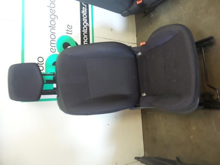 Siège droit d'un Renault Clio (Clio 3 06-), Autos : Pièces & Accessoires, Renault, -, 3 mois de garantie, Utilisé