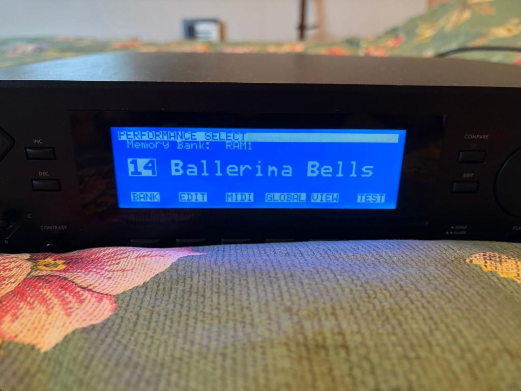 Korg Wavestation A/D, Ophalen, Korg