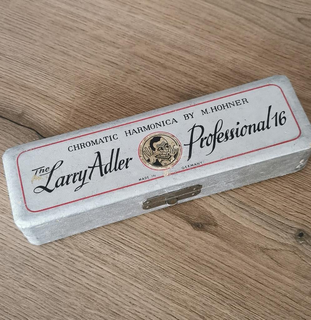 Chromatische mondharmonica van M. Hohrner