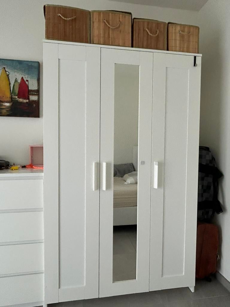 À vendre — armoire, lit et tableau (également séparément), Maison & Meubles, Enlèvement, Comme neuf