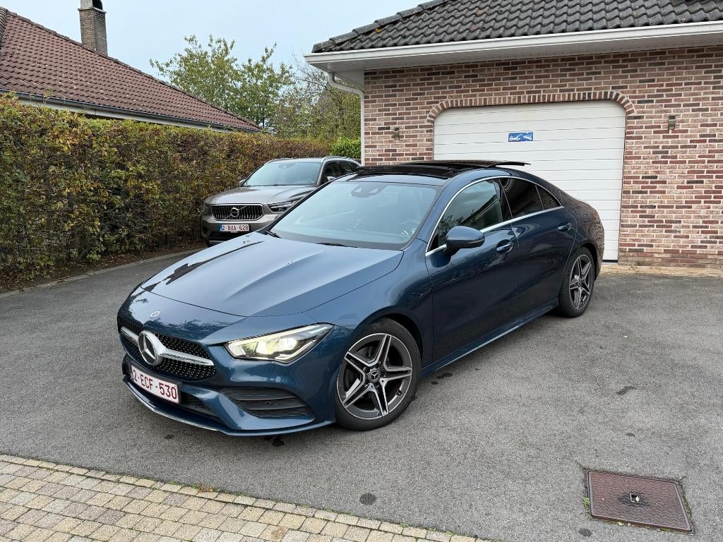 Mercedes-Benz CLA 180d | AMG Line | Panoramadak | Widescreen, Autos, Mercedes-Benz, Achat, 1505 kg, Alcantara, 5 portes