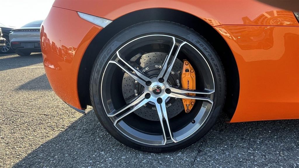 McLaren 650S Spider 2014 Mint Conditie (Prijs=incl. BTW), Auto's, Automaat, Xenon verlichting, Zwart, Overige kleuren