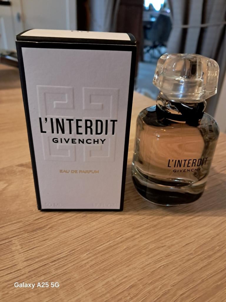 Parfum L'INTERDIT givenchy, Ophalen, Nieuw