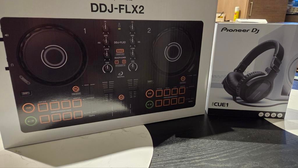 Ddj flx2 + Pioneer heatset, Enlèvement ou Envoi, Neuf, Pioneer