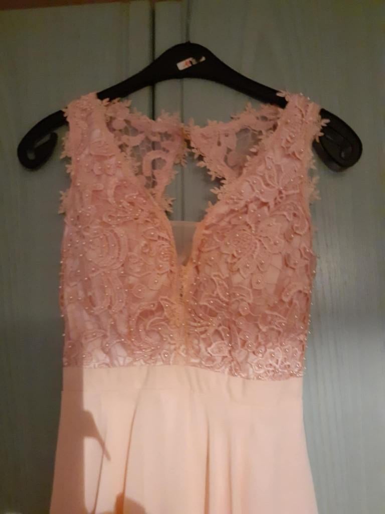 16 caisses  vetements dame homme  enf chaussures ceintures, Enlèvement