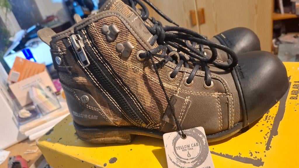 Chaussures bottines, Vêtements | Hommes, Chaussures, Neuf, Enlèvement ou Envoi, Autres couleurs, Chaussures à lacets