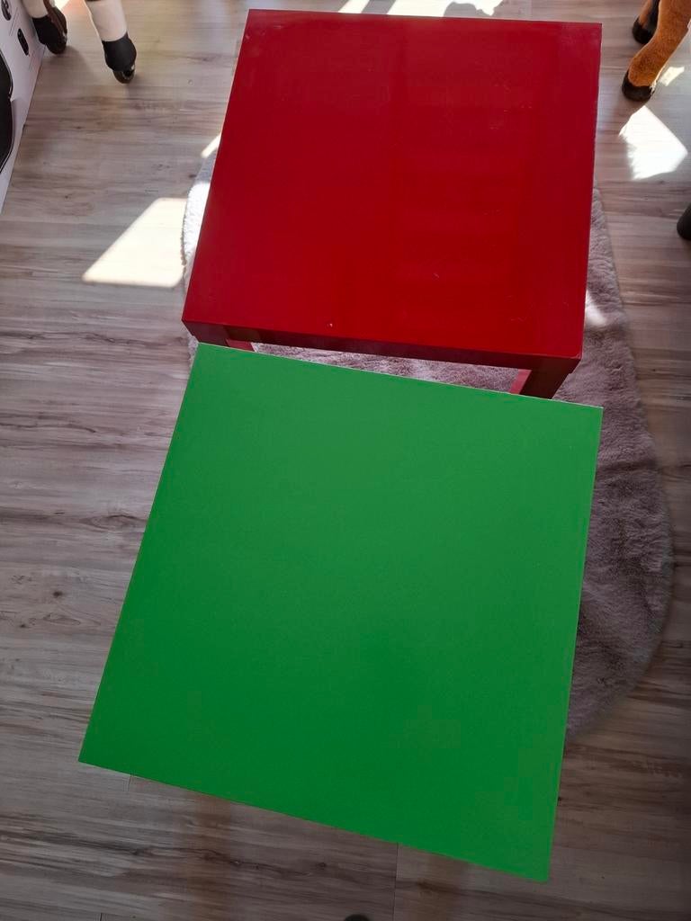 Salontafels Ikea, Enlèvement