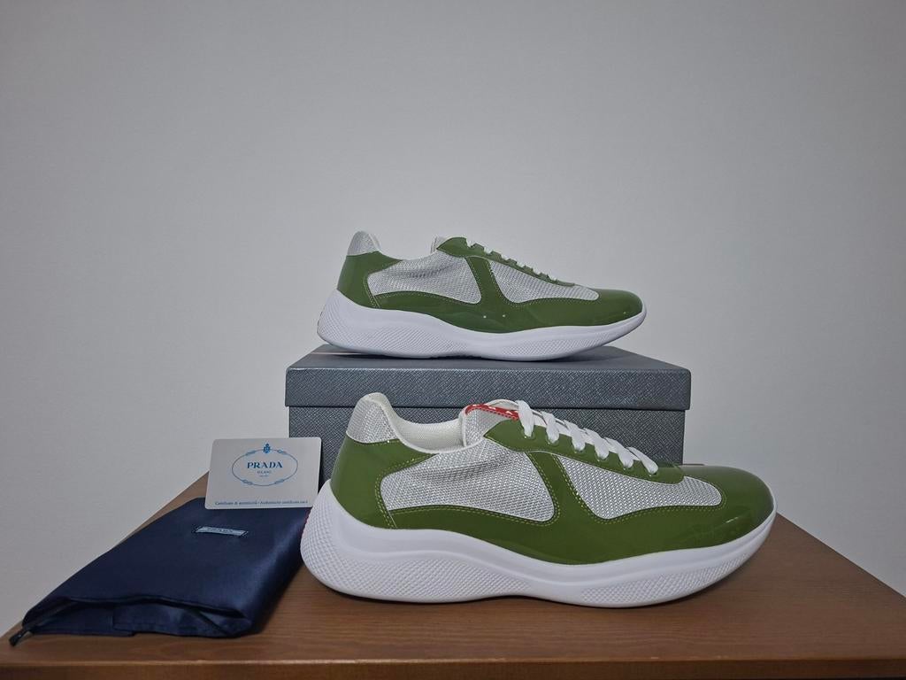 Prada America's Cup - Olive Green, Enlèvement