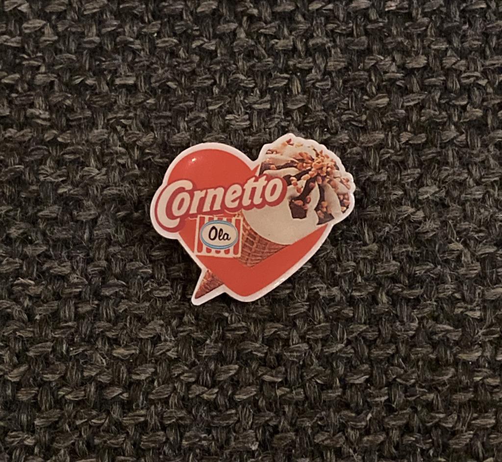 PIN - OLA - CORNETTO - IJS - GLACE - ICE CREAM, Verzenden, Gebruikt, Merk, Speldje of Pin