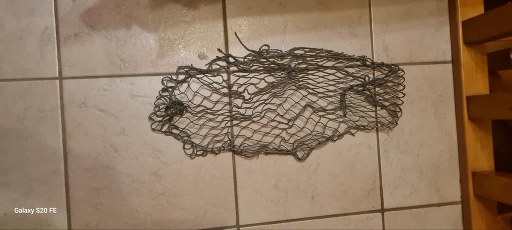 Casque de camouflage Nouveau., Collections, Envoi