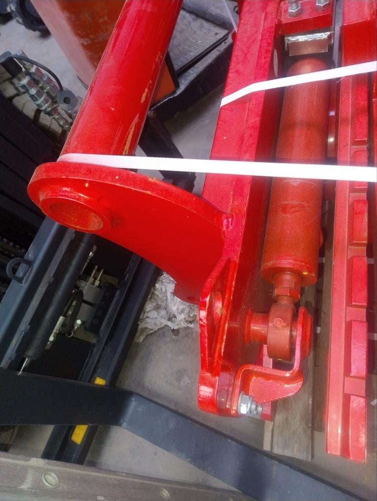 Kaup, Wifo, bolzoni, benne basculante, seau, Bricolage & Construction, Enlèvement, Linde, Vergel105@ hotmail.com