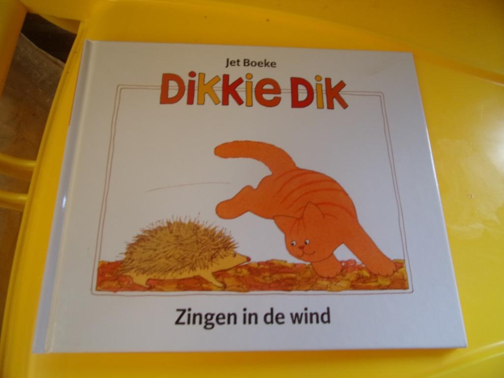 DIKKIE DIK : Zingen in de wind, Ophalen of Verzenden, Zo goed als nieuw