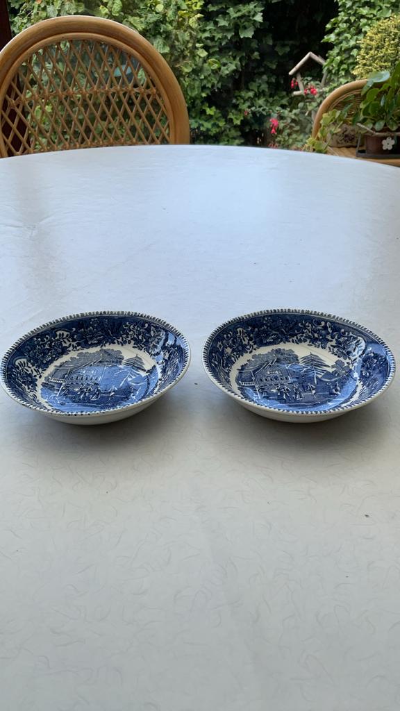 Twee antieke schaaltjes AVON COTTAGE, Antiquités & Art, Enlèvement ou Envoi