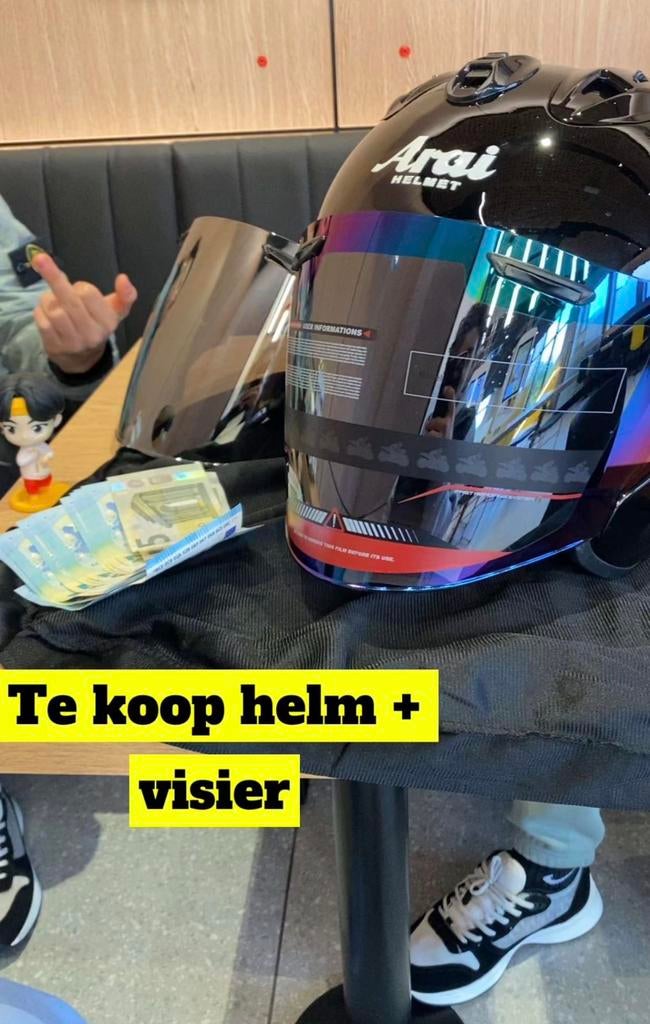 Arai helm zo goed als nieuw, Motoren, Kleding | Motorhelmen, Ophalen of Verzenden, Arai