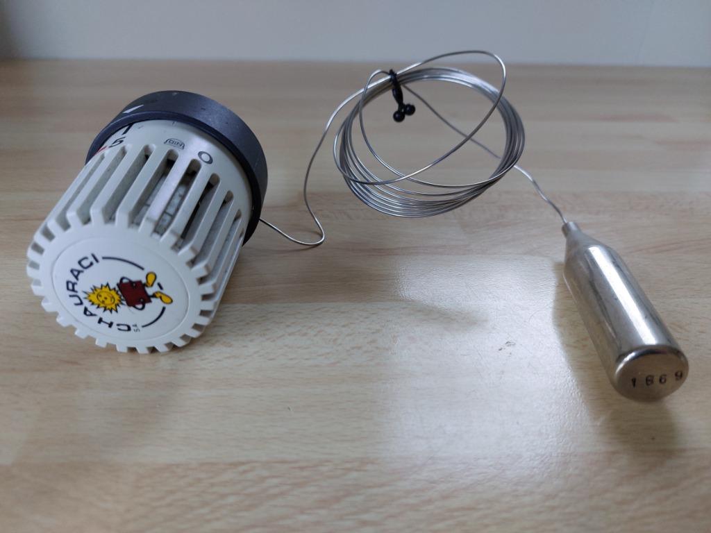 Tête de thermostat avec capteur à distance et tube capilaire, Doe-het-zelf en Bouw, Verwarming en Radiatoren, Zo goed als nieuw