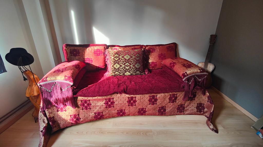 Marokkaanse zetel/logeerbed met losse kussens, Huis en Inrichting, Ophalen, Marokkaans, Driepersoons, 75 tot 100 cm