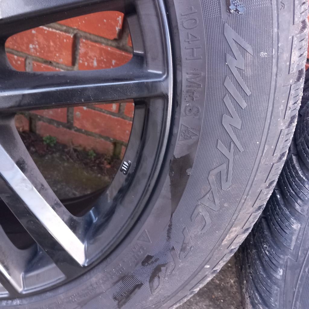 Pneus hiver volvo xc40, Autos : Pièces & Accessoires, Enlèvement, Utilisé, Pneus hiver, Pneu(s)