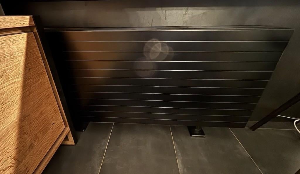 Gegroefde Paneelradiator Van Marcke 600x1400, Doe-het-zelf en Bouw, Verwarming en Radiatoren, Gebruikt, Radiator, 800 watt of meer