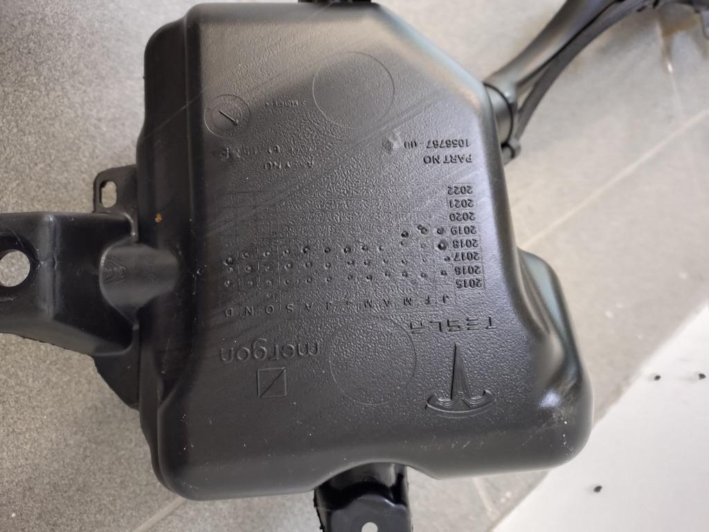 Réservoir de lave-glace pour Tesla Model X 2018, Autos : Pièces & Accessoires, Vitres & Accessoires, Neuf, Enlèvement ou Envoi