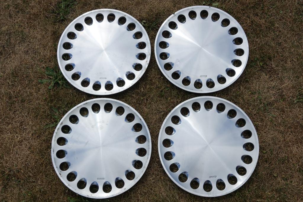 oude SAAB wieldoppen 900 - 9000 RVS, Ophalen of Verzenden, Gebruikt, Personenwagen, Velg(en)