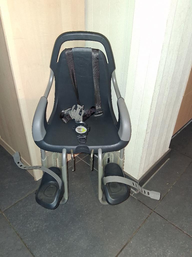 FIETSVOORZITSTOELTJE, Enlèvement, Qibbel