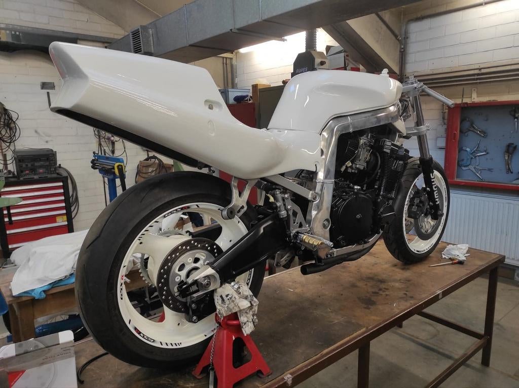 GSXR 750 1992 projet piste, Enlèvement