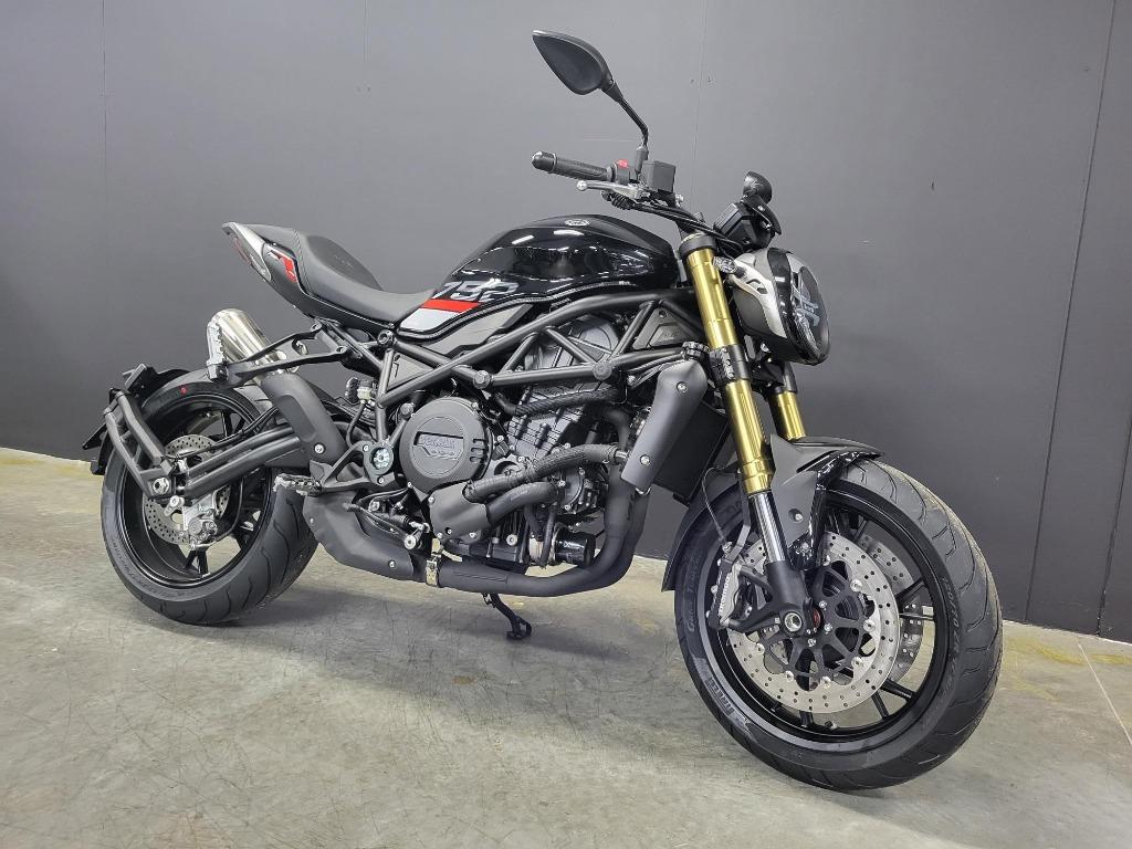 Benelli 752 S 2025 (3j garantie, 1j Assistance), Motoren, 2 cilinders, Bedrijf, Meer dan 35 kW, Naked bike