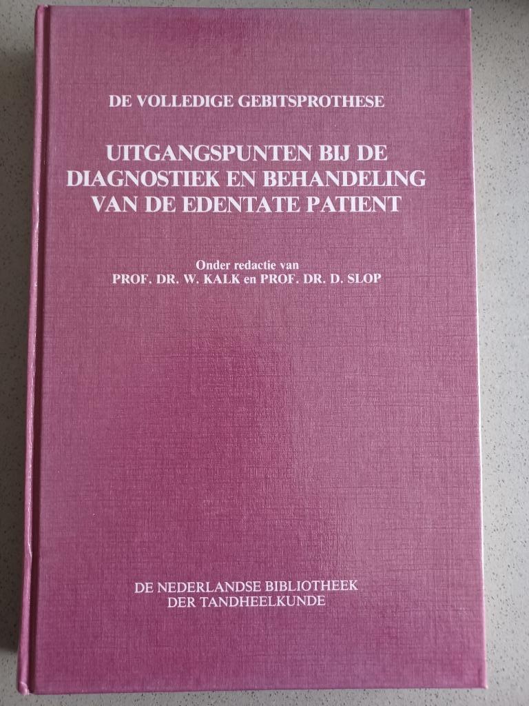 boek tandheelkunde volledige prothese, Overige wetenschappen, Ophalen of Verzenden, Zo goed als nieuw, Kalk en Slop