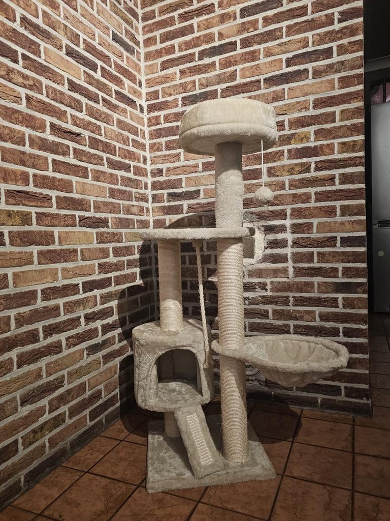 Kattenhuis, Dieren en Toebehoren, Krabmeubelen, Ophalen of Verzenden