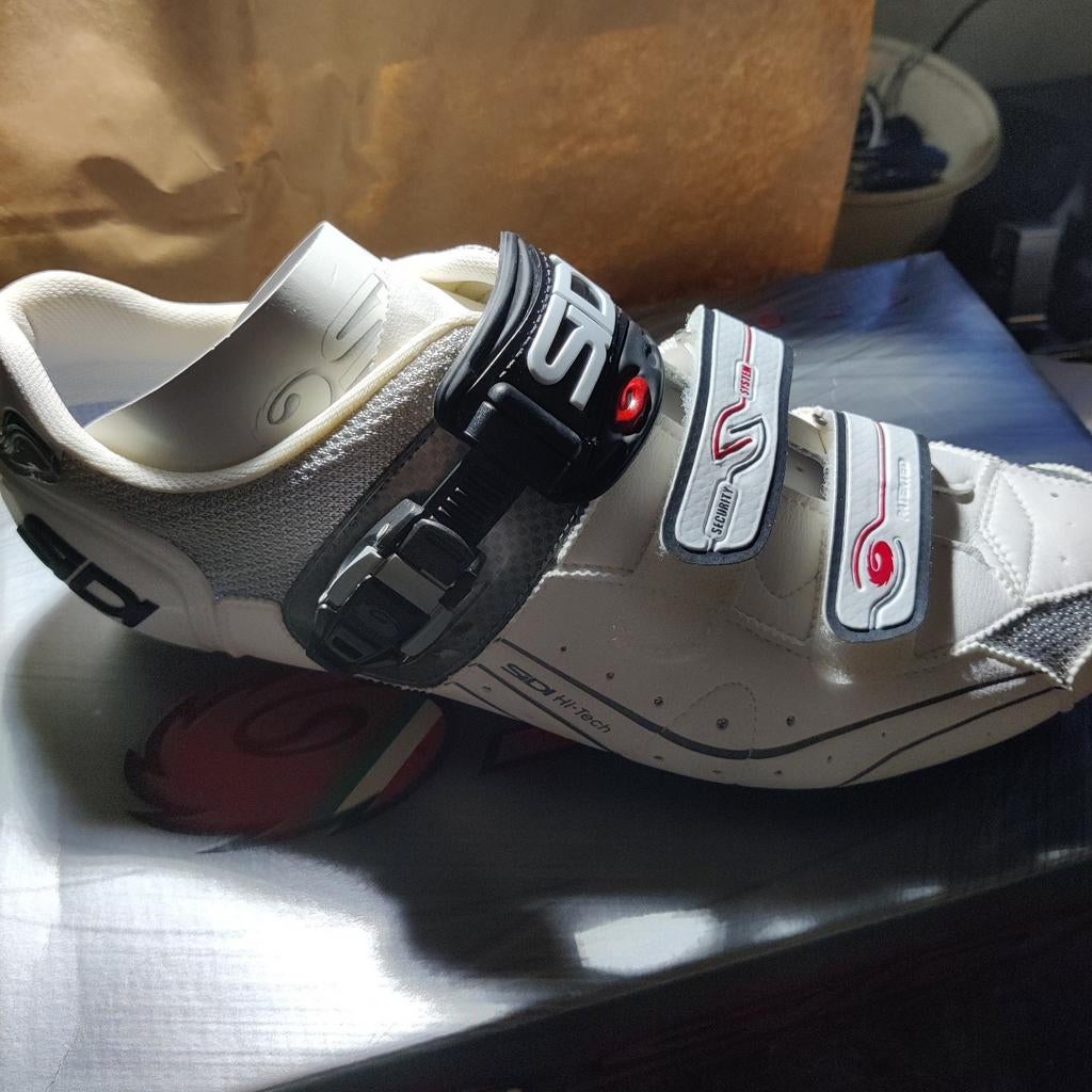 Chaussures de vélo New Sidi Genius 5.5 Carbon taille 45.5, Enlèvement ou Envoi, Neuf, Chaussures