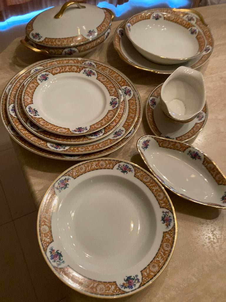 Vaisselle Limoges 30 pièces, Antiquités & Art, Enlèvement