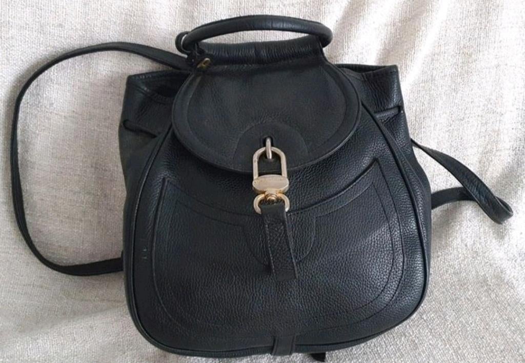 Sac a dos / a main, en cuir delvaux, Enlèvement