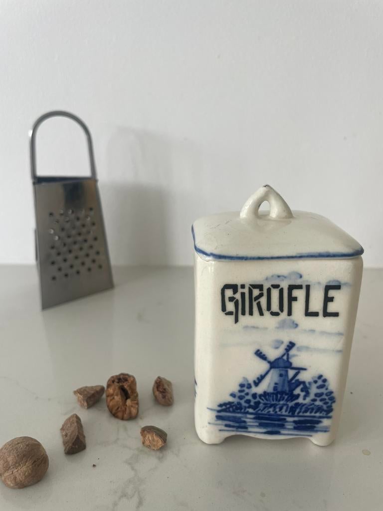 Kruidenpot 'Girofle' (Kruidnagel) - Delfts Blauw Stijl, Ophalen of Verzenden, Zo goed als nieuw, Keramiek
