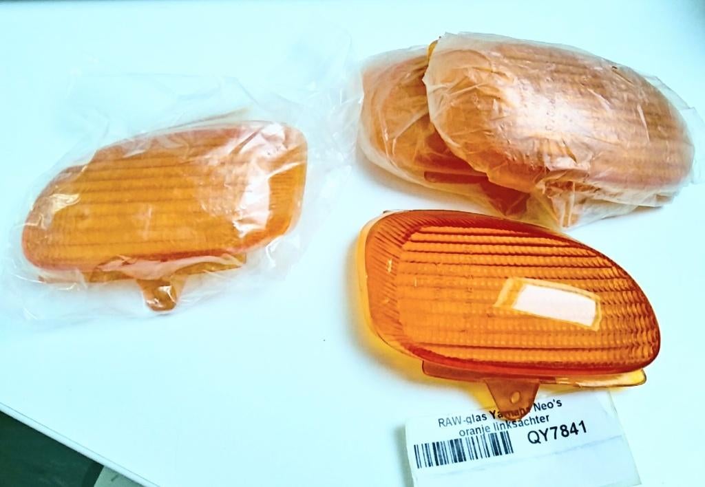 Yamaha 50 cc NEOS -Cabochon clignotant arrière, Enlèvement ou Envoi, Neuf, Phare, Yamaha