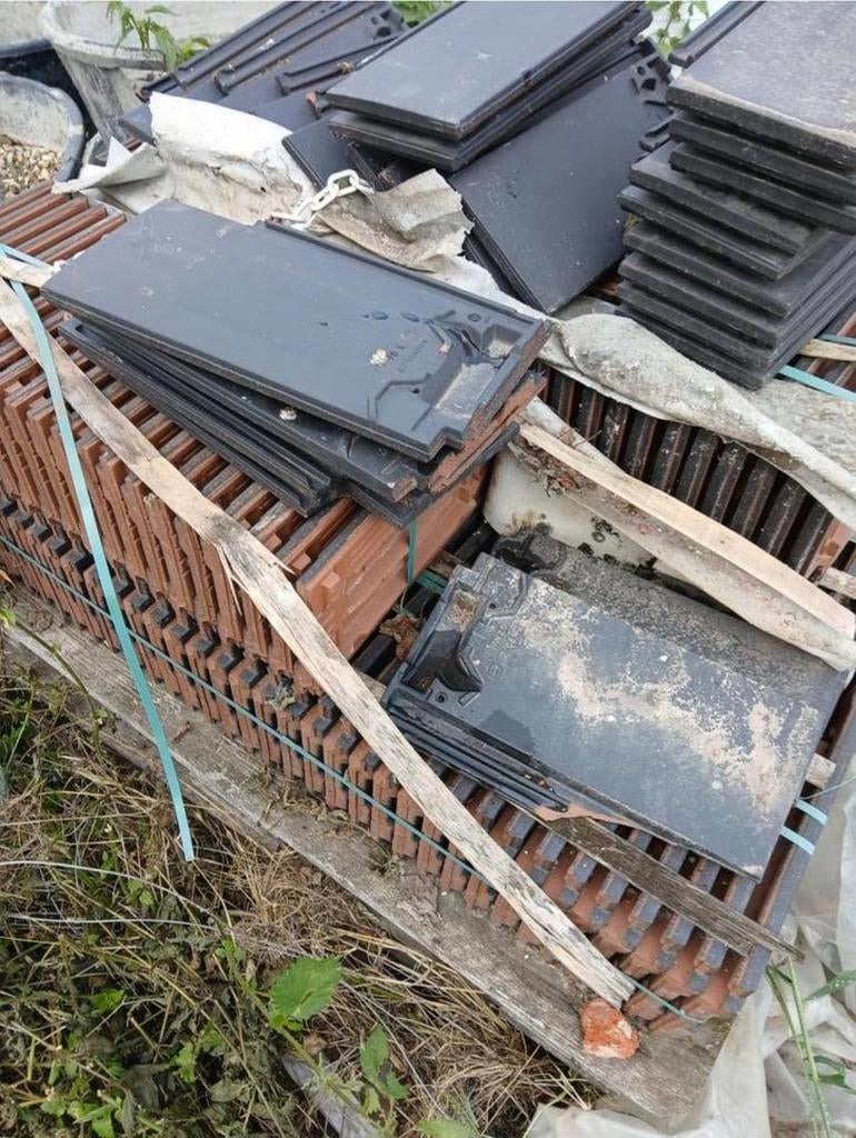 koramic vauban antraciet pannen - nieuw (+/- 140stuks), Ophalen, Zo goed als nieuw