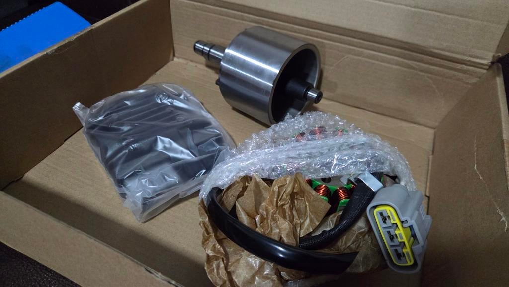 Alternateur R1 2004-2008, Enlèvement ou Envoi