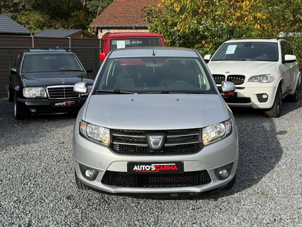 Dacia Logan Benzine Manueel AIrco Navi Groot Scherm 1Ste Eig, Auto's, Dacia, 67 kW, Logan, Bedrijf, 1540 kg