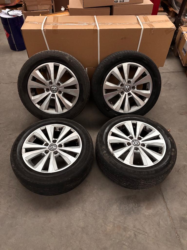 Vend 4 jantes VW 16’, 16 pouces, 205 mm, Enlèvement, Utilisé
