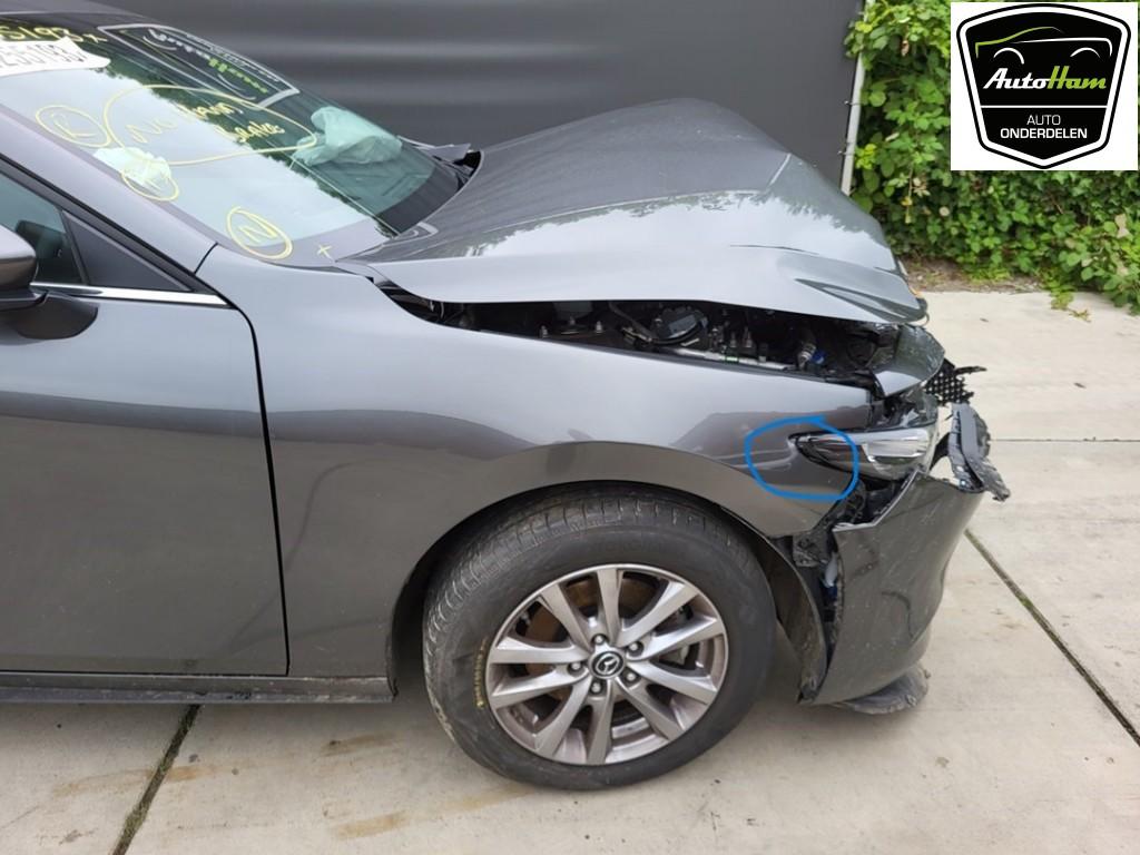 SPATBORD RECHTS VOOR Mazda 3 Sport (BP) (|BDMT52110|), Dhr. J. Ham, Gebruikt, Administratie@autoham.nl, Spatbord