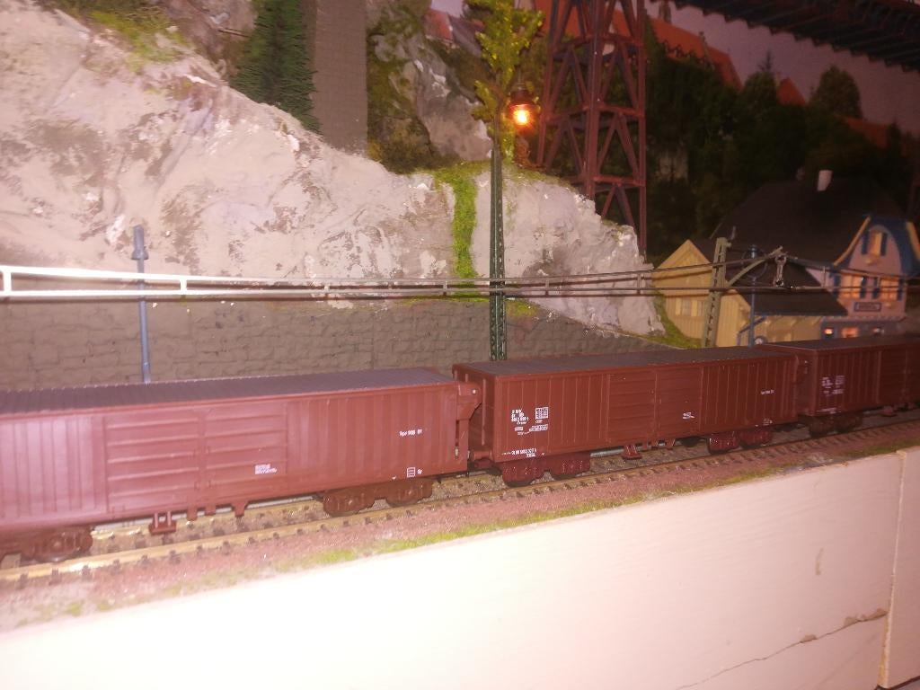 Set van 12 teams NMBS NMBS Lima 303185 auto's, Hobby en Vrije tijd, Modeltreinen | H0, Gelijkstroom of Wisselstroom, Wagon, Ophalen of Verzenden